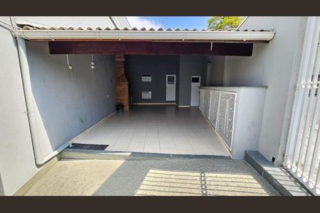 Casa de condomínio à venda com 65m², 2 quartos e 1 vagaÁrea comum