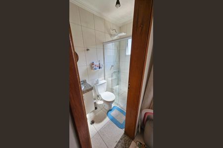 Banheiro de casa de condomínio à venda com 2 quartos, 65m² em Cidade Líder, São Paulo