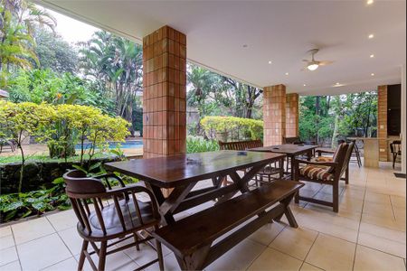 Casa à venda com 622m², 4 quartos e 4 vagas