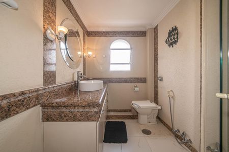 Apartamento à venda com 209m², 3 quartos e 2 vagasBanheiro Social