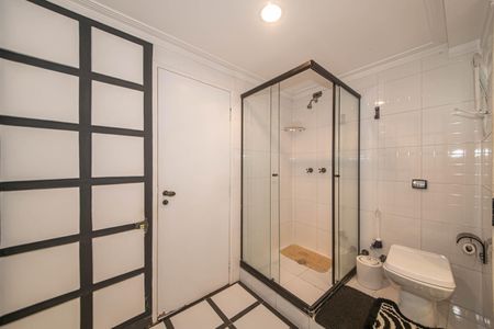 Apartamento à venda com 209m², 3 quartos e 2 vagasBanheiro da Suíte