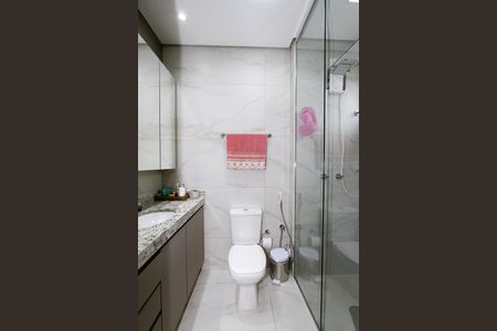 Apartamento à venda com 164m², 3 quartos e 2 vagasBanheiro da Suíte