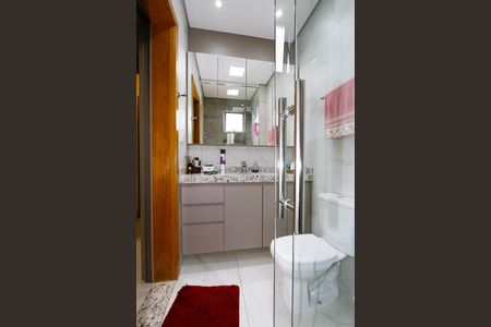 Apartamento à venda com 164m², 3 quartos e 2 vagasBanheiro da Suíte