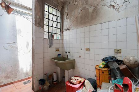 Casa à venda com 290m², 3 quartos e 2 vagasÁrea de serviço