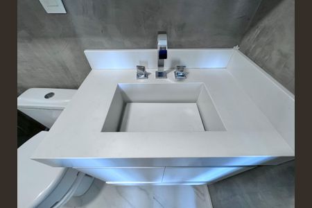 Apartamento à venda com 82m², 2 quartos e 1 vagaBanheiro da Suíte 1