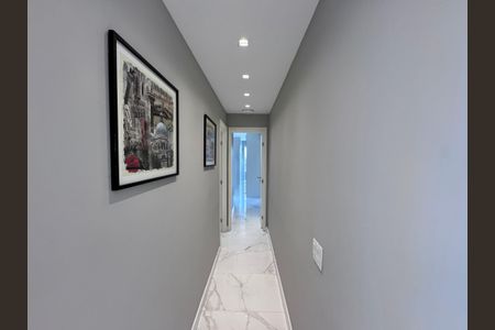 Apartamento à venda com 82m², 2 quartos e 1 vagaCorredor