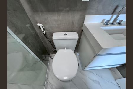 Apartamento à venda com 82m², 2 quartos e 1 vagaBanheiro da Suíte 1
