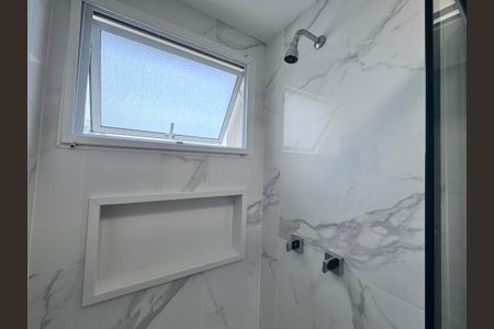 Apartamento à venda com 82m², 2 quartos e 1 vagaBanheiro da Suíte 2