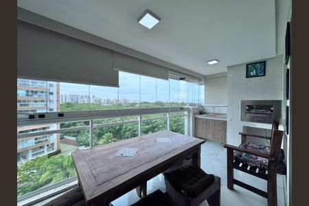 Apartamento à venda com 82m², 2 quartos e 1 vagaVaranda