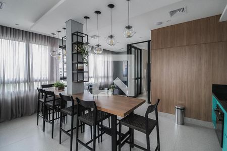 Apartamento à venda com 33m², 2 quartos e sem vagaÁrea comum - Salão de festas
