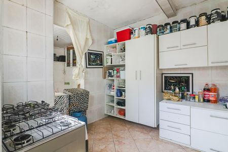 Casa à venda com 250m², 4 quartos e 6 vagasCozinha 