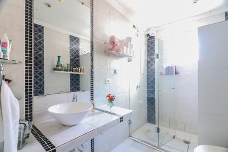 Casa à venda com 250m², 4 quartos e 6 vagasQuarto 3 - Suíte