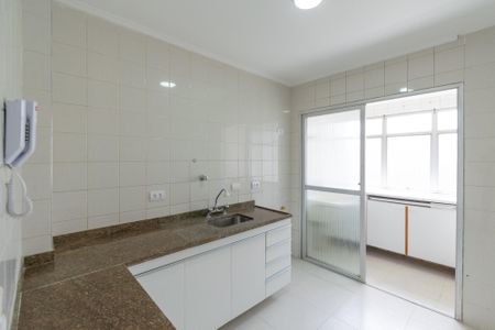 Apartamento à venda com 67m², 2 quartos e 1 vaga Apartamento à venda com 67m², 2 quartos e 1 vagaCozinha