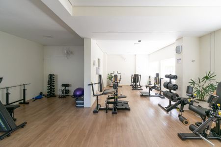 Apartamento à venda com 67m², 2 quartos e 1 vaga Apartamento à venda com 67m², 2 quartos e 1 vagaÁrea comum - Academia