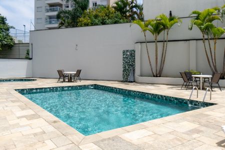 Apartamento à venda com 67m², 2 quartos e 1 vaga Apartamento à venda com 67m², 2 quartos e 1 vagaÁrea comum - Piscina