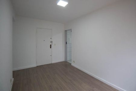 Apartamento à venda com 70m², 2 quartos e 1 vagaSala