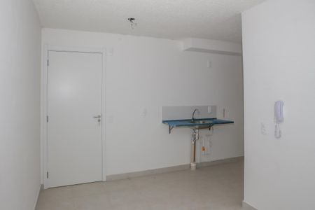 Apartamento para alugar com 37m², 2 quartos e sem vaga Apartamento para alugar com 37m², 2 quartos e sem vagaSala