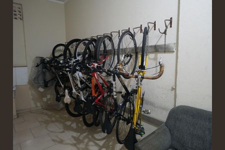 Bicicletário de apartamento para alugar com 1 quarto, 39m² em Bela Vista, São Paulo