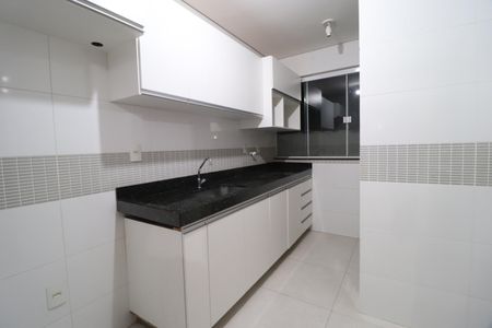 Apartamento para alugar com 75m², 3 quartos e 2 vagasCozinha