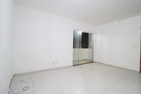 Sala de apartamento para alugar com 3 quartos, 75m² em Granada, Uberlândia