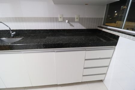 Apartamento para alugar com 75m², 3 quartos e 2 vagasCozinha