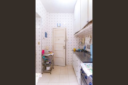 Apartamento à venda com 56m², 2 quartos e sem vaga Apartamento à venda com 56m², 2 quartos e sem vagaCozinha