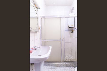 Apartamento à venda com 56m², 2 quartos e sem vaga Apartamento à venda com 56m², 2 quartos e sem vagaBanheiro