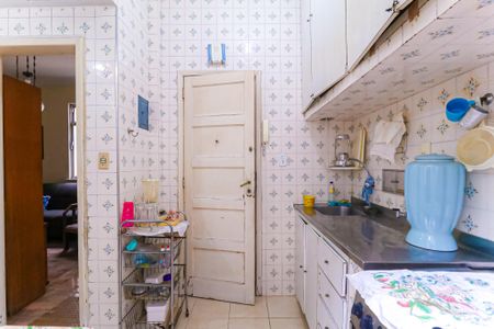 Apartamento à venda com 56m², 2 quartos e sem vaga Apartamento à venda com 56m², 2 quartos e sem vagaCozinha