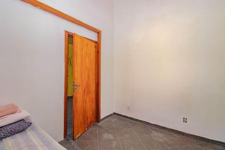 Quarto de casa para alugar com 4 quartos, 96m² em Rubem Berta, Porto Alegre