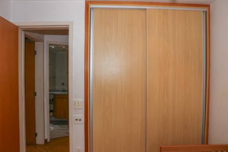 Quarto de apartamento à venda com 2 quartos, 62m² em Bela Aliança, São Paulo