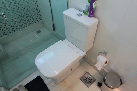 Apartamento à venda com 95m², 3 quartos e 2 vagasBanheiro da Suite