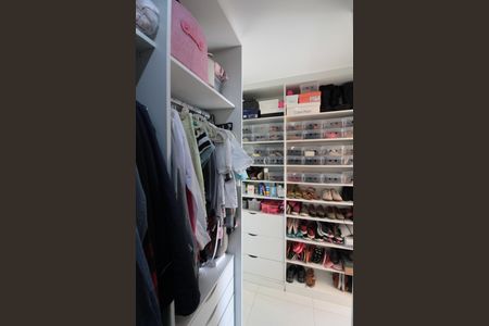 Apartamento à venda com 95m², 3 quartos e 2 vagasCloset da Suite