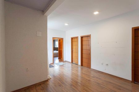 Casa à venda com 239m², 4 quartos e 5 vagasSala 2