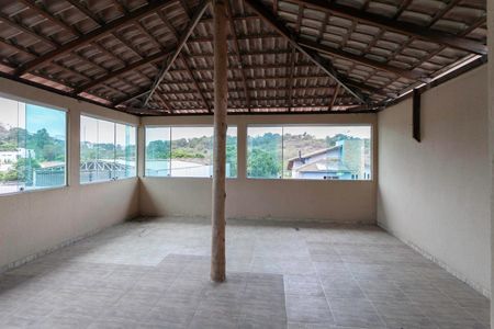 Casa à venda com 239m², 4 quartos e 5 vagasTerraço