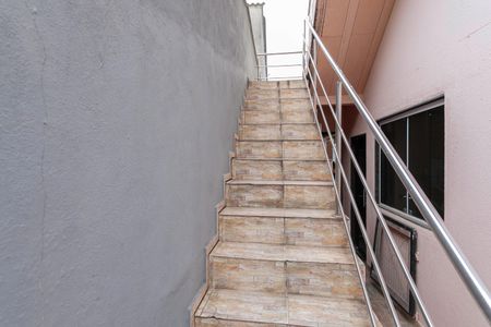 Casa à venda com 239m², 4 quartos e 5 vagasEscada