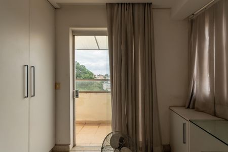 Apartamento à venda com 280m², 4 quartos e 4 vagasQuarto 2