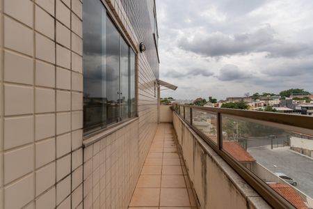 Apartamento à venda com 280m², 4 quartos e 4 vagasVaranda