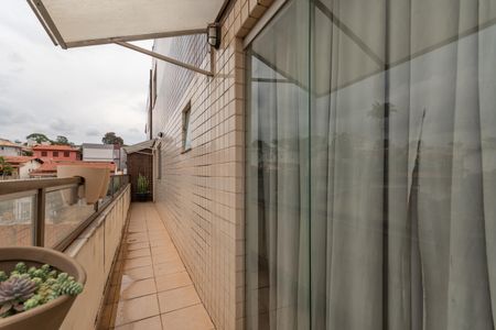 Varanda  de apartamento à venda com 4 quartos, 280m² em Santa Amelia, Belo Horizonte