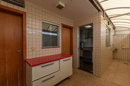 Apartamento à venda com 280m², 4 quartos e 4 vagasÁrea de Serviço