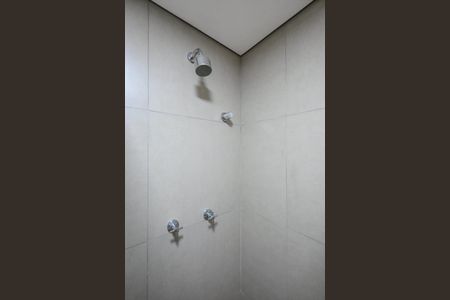 Apartamento para alugar com 33m², 2 quartos e 1 vagaChuveiro do Banheiro 