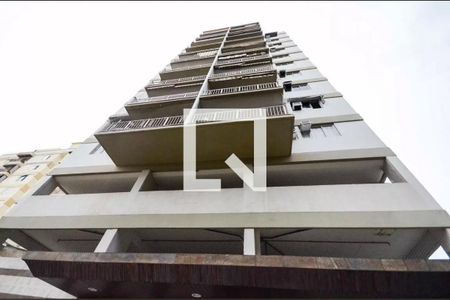 Apartamento à venda com 86m², 3 quartos e 1 vaga Apartamento à venda com 86m², 3 quartos e 1 vagaFachada