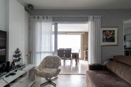 Apartamento à venda com 93m², 3 quartos e 2 vagas Apartamento à venda com 93m², 3 quartos e 2 vagasSala