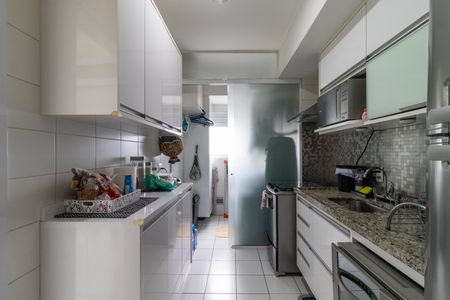 Apartamento à venda com 93m², 3 quartos e 2 vagas Apartamento à venda com 93m², 3 quartos e 2 vagasCozinha