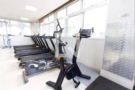 Apartamento à venda com 93m², 3 quartos e 2 vagas Apartamento à venda com 93m², 3 quartos e 2 vagasÁrea comum - Academia