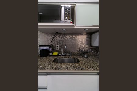 Apartamento à venda com 93m², 3 quartos e 2 vagas Apartamento à venda com 93m², 3 quartos e 2 vagasCozinha