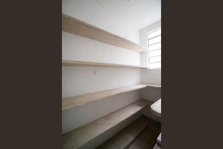 Casa para alugar com 330m², 4 quartos e 4 vagasDespensa