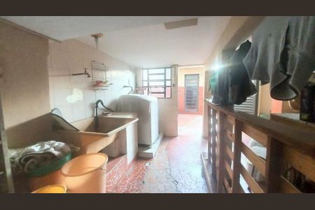 Casa à venda com 3 quartos, 158m² em Lapa, São Paulo