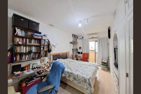 Apartamento à venda com 200m², 3 quartos e 1 vagaSuíte 