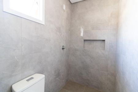 Casa de condomínio à venda com 122m², 3 quartos e 2 vagasBanheiro