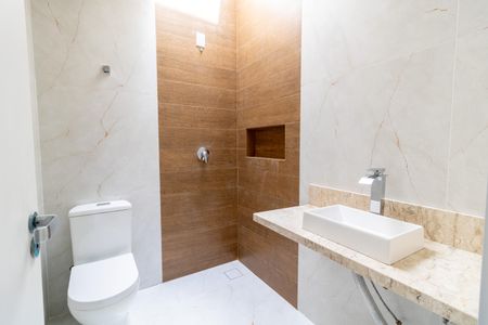 Casa de condomínio à venda com 122m², 3 quartos e 2 vagasBanheiro da Suíte